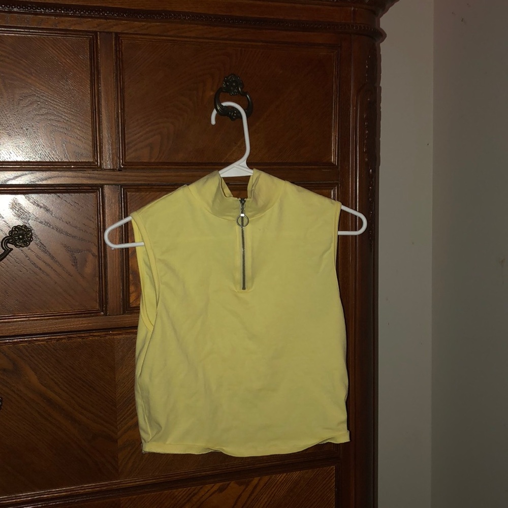 Zipper tank top